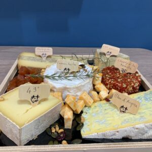 Plateau de Noël 100% <strong>local et bio</strong> 10 à 12 personnes